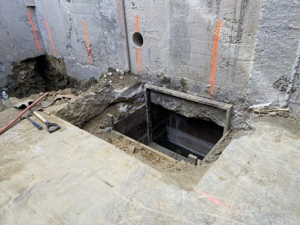 Underpinning pit